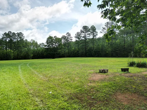 $550,000 | 1505 Chestnut Grv Road, Appomattox, VA 24522