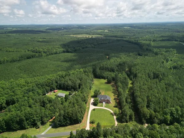 $550,000 | 1505 Chestnut Grv Road, Appomattox, VA 24522