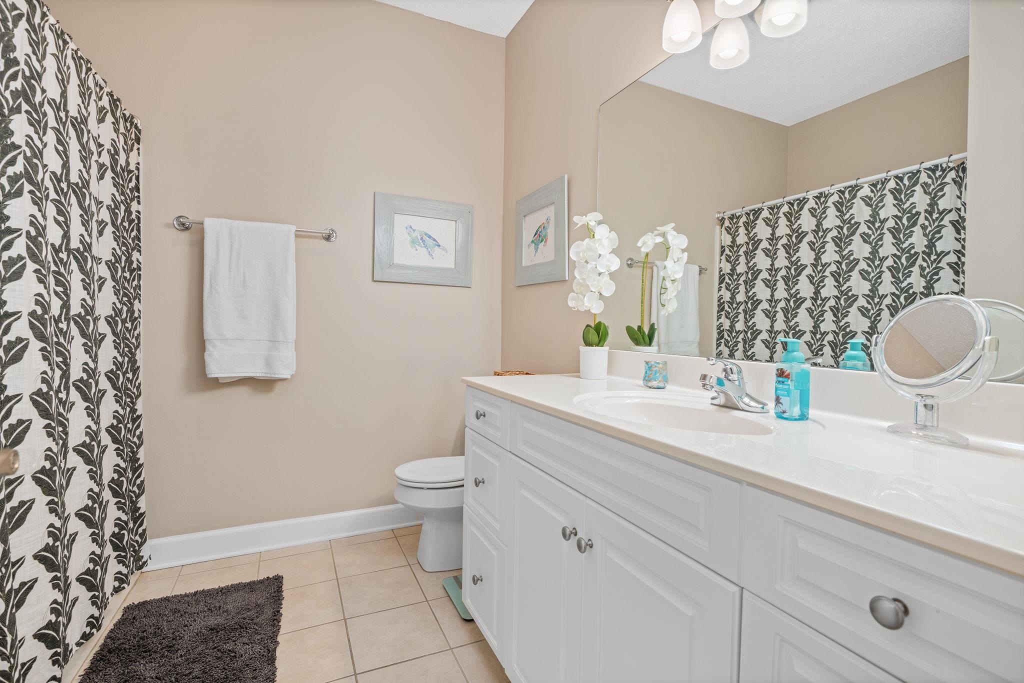 430 West Fort Morgan Road, Unit 1003 Gulf Shores, AL 36542 - Photo 25 of 31 Bathroom