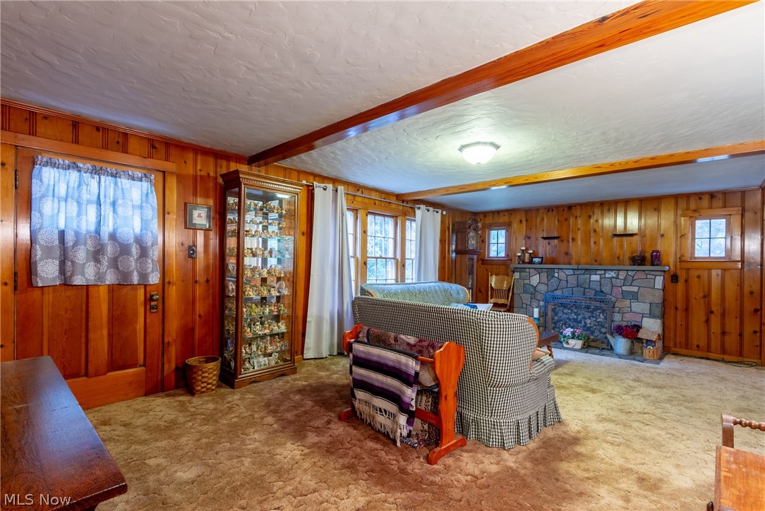 5928 Rhodes Road Kent, OH 44240 - Photo 2 of 28 Gallery Image 2