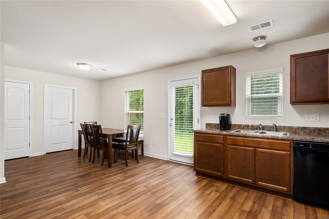 328 Cedar Ridge Anderson, SC 29621 - Photo 11 of 27