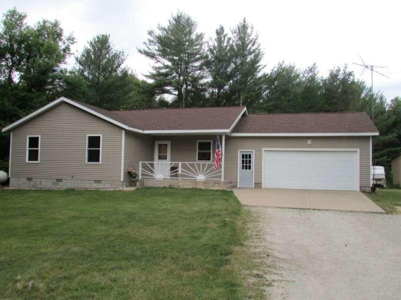 4455 Lorenson Road Muskegon, MI 49445 - Photo 1 of 15 IMG_2672-800