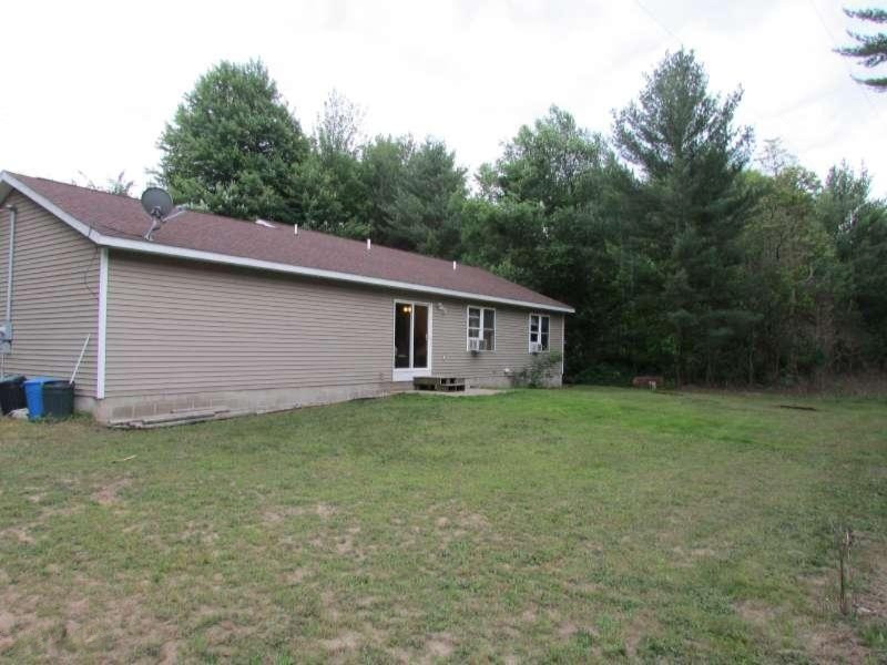 4455 Lorenson Road Muskegon, MI 49445 - Photo 3 of 15 IMG_2676-800