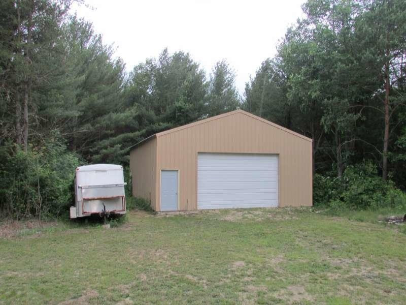 4455 Lorenson Road Muskegon, MI 49445 - Photo 4 of 15 IMG_2675-800
