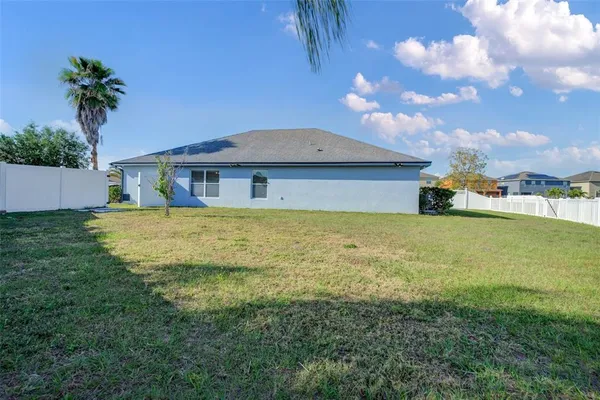 $2,500 | 14312 Edinburgh Moor Drive, Wimauma, FL 33598