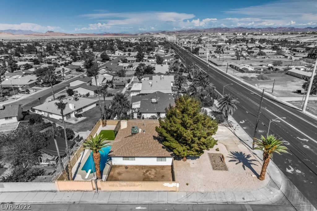 4222 East Russell Road Las Vegas, NV 89120 - Photo 12 of 20 Gallery Image 12