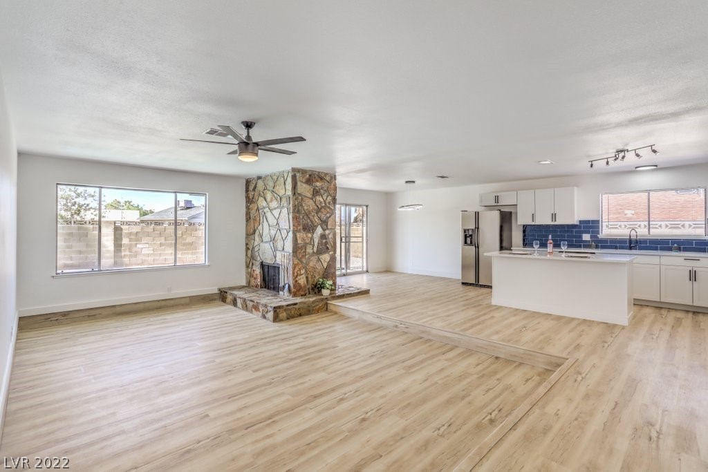 4222 East Russell Road Las Vegas, NV 89120 - Photo 8 of 20 Gallery Image 8