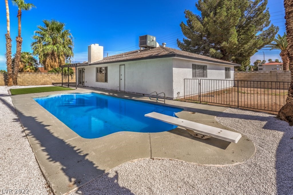 4222 East Russell Road Las Vegas, NV 89120 - Photo 10 of 20 Gallery Image 10