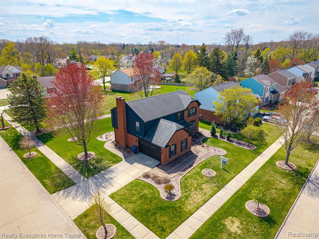 46399 Hanford Road Canton, MI 48187 - Photo 4 of 59