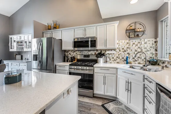 $325,000 | 2953 Stoney Creek Court, Unit 96, Hudsonville, MI 49426
