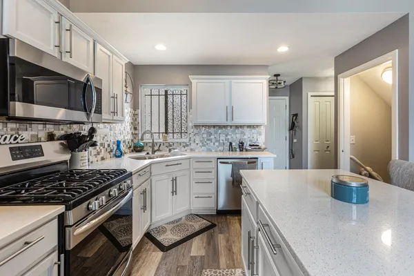 $325,000 | 2953 Stoney Creek Court, Unit 96, Hudsonville, MI 49426