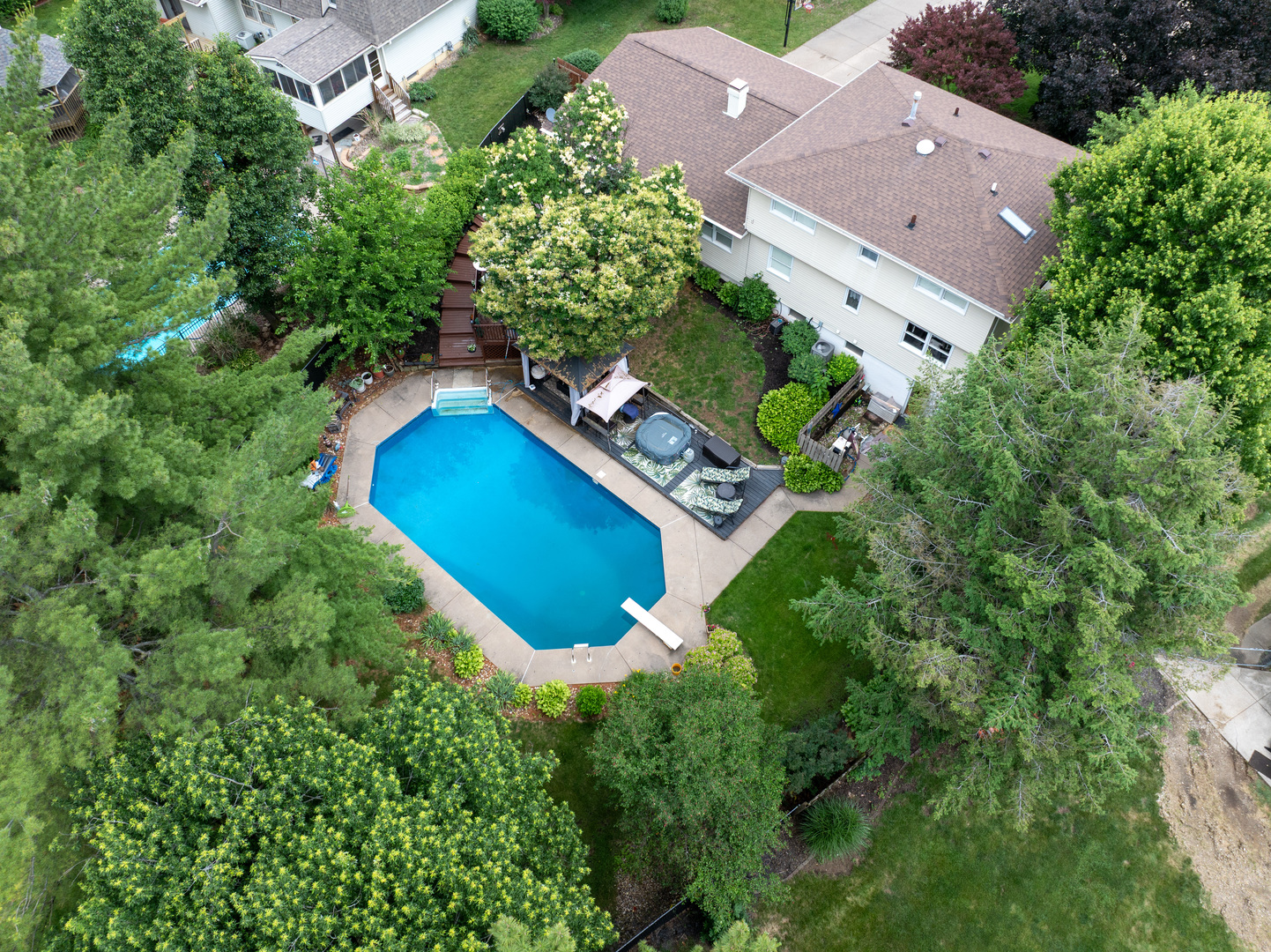 3726 Ridgewood Drive Davenport, IA 52807 - Photo 48 of 58