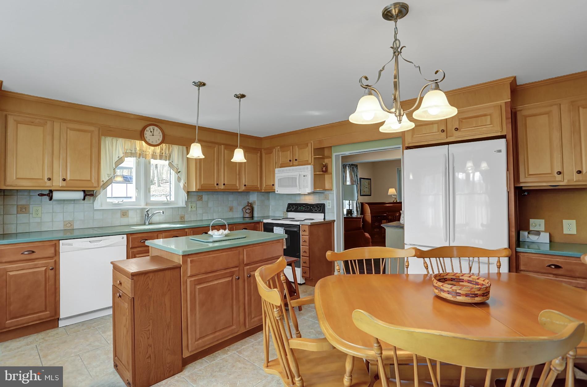 511 Hunters Road Mohnton, PA 19540 - Photo 13 of 39