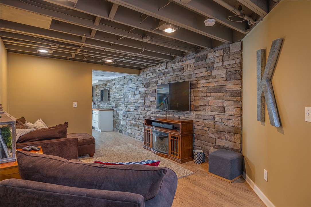 22 Royale Drive Perinton, NY 14450 - Photo 33 of 44