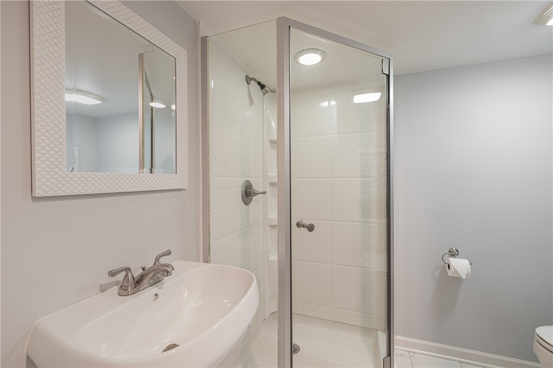 22 Royale Drive Perinton, NY 14450 - Photo 35 of 44