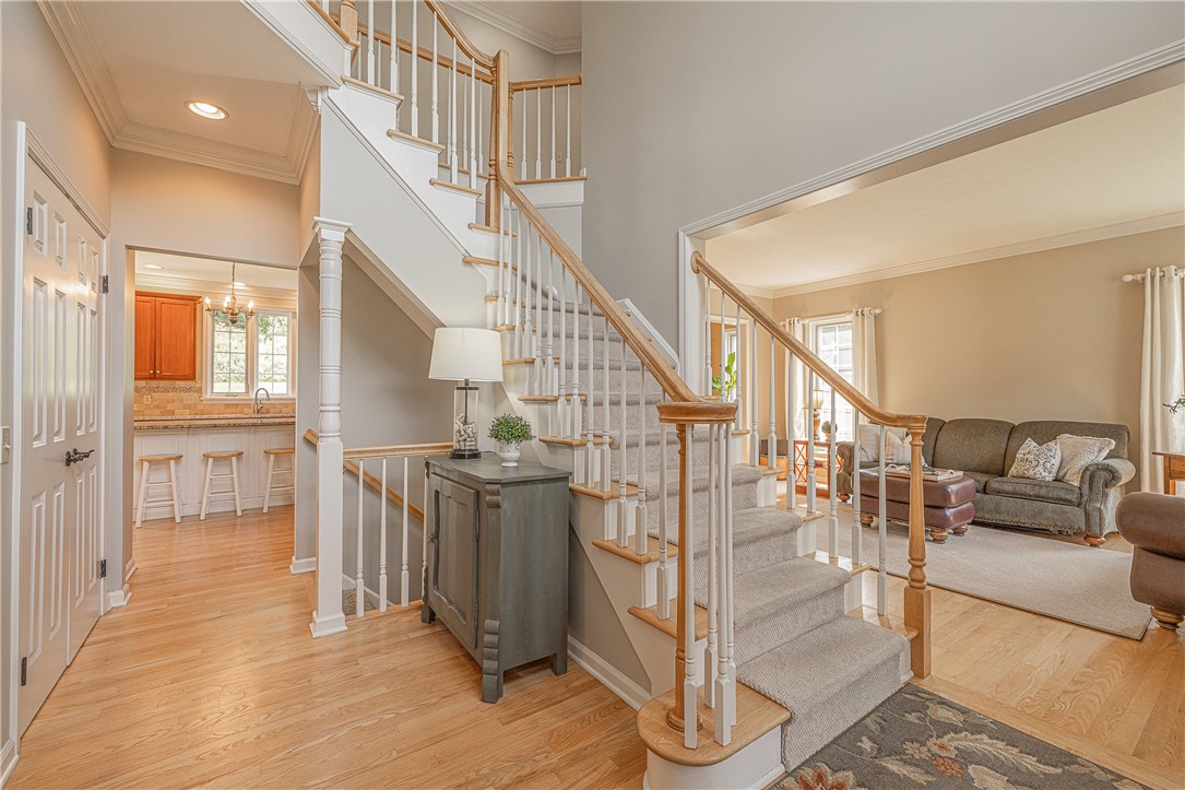 22 Royale Drive Perinton, NY 14450 - Photo 4 of 44