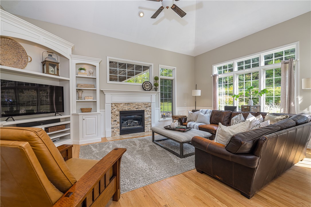 22 Royale Drive Perinton, NY 14450 - Photo 6 of 44