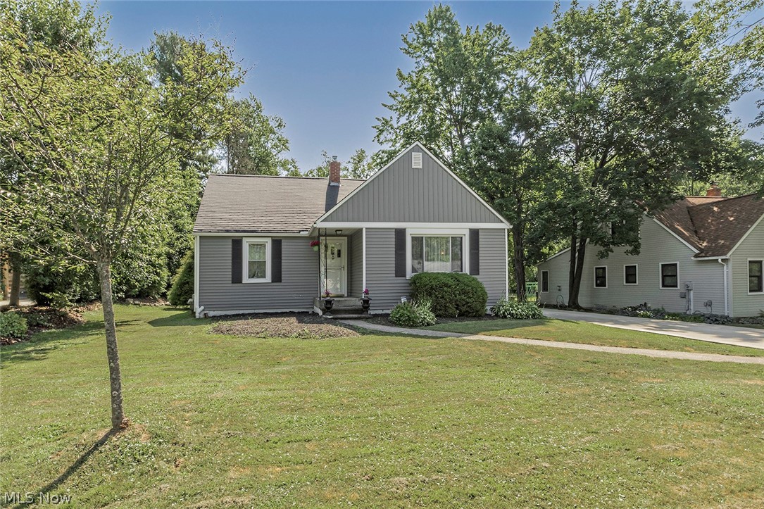 106 Fernwood Road Chagrin Falls, OH 44022 - Photo 28 of 28 Welcome home!