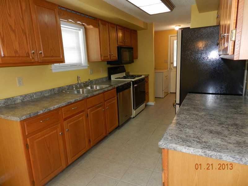 318 Bog Road Bethel, ME 04217 - Photo 9 of 18 Kitchen.