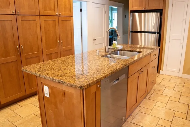 $699,900 | 114 Grafton Street, Shrewsbury, MA 01545