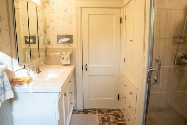 $699,900 | 114 Grafton Street, Shrewsbury, MA 01545