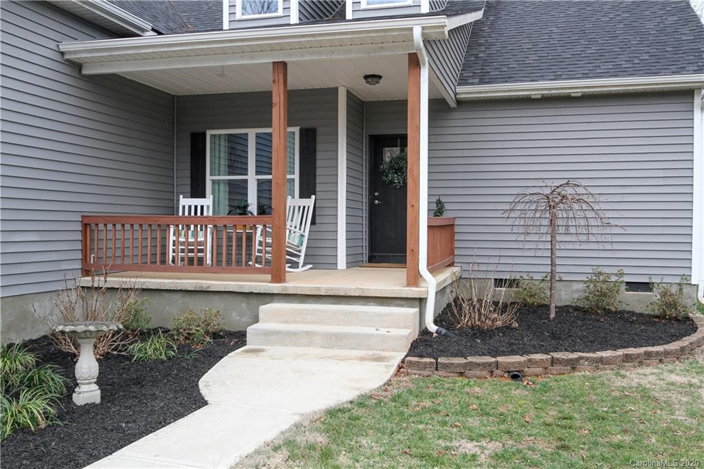 661 Faith Road Mooresville, NC 28115 - Photo 2 of 36 Gallery Image 2