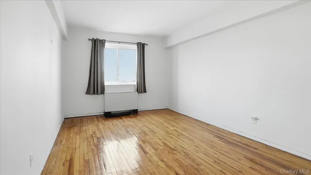 $299,999 | 200 Atlantic Avenue, Unit 226, Lynbrook, NY 11563