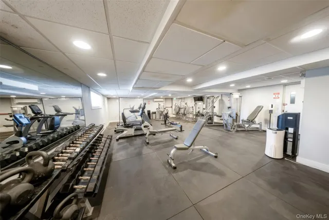 $299,999 | 200 Atlantic Avenue, Unit 226, Lynbrook, NY 11563