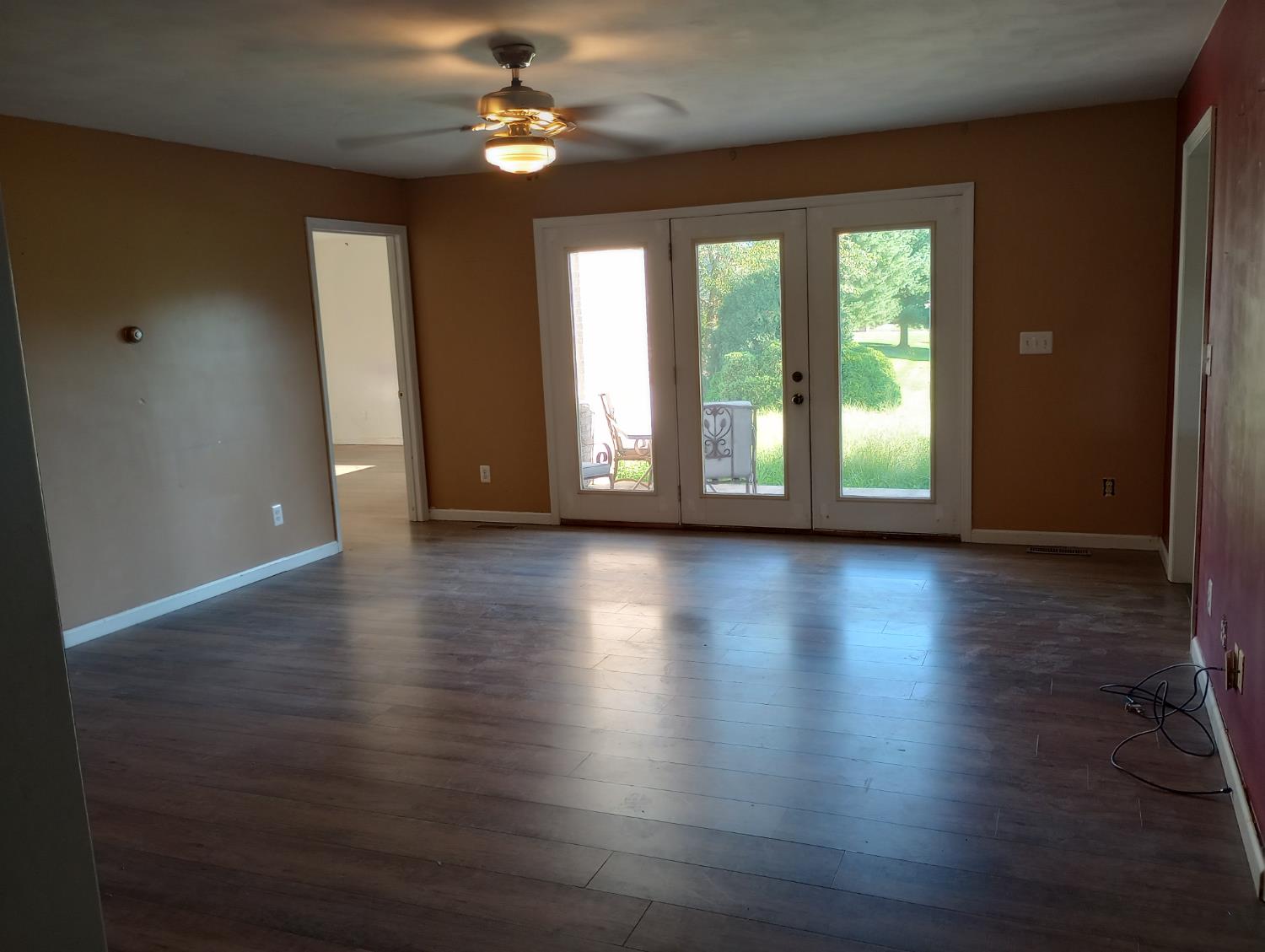 169 North Rdg Road Versailles, IN 47042 - Photo 19 of 50 Living Room - Walk Out To Back Patio