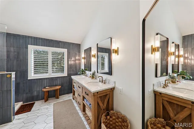 $585,000 | 16620 Clayton Road, Wildwood, MO 63011