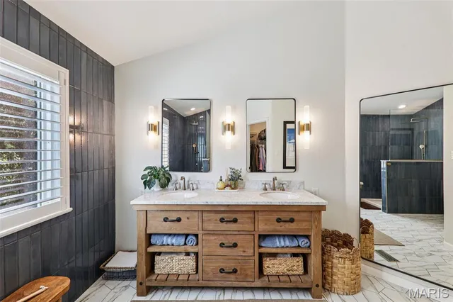 $585,000 | 16620 Clayton Road, Wildwood, MO 63011