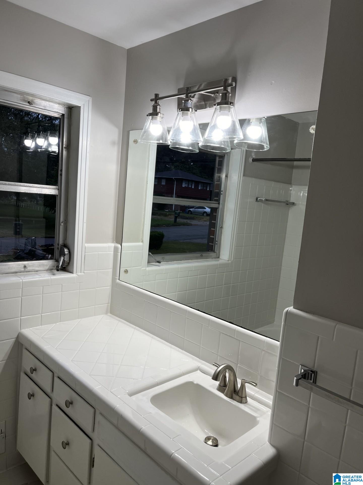 444 Azalea Way Birmingham, AL 35215 - Photo 13 of 17