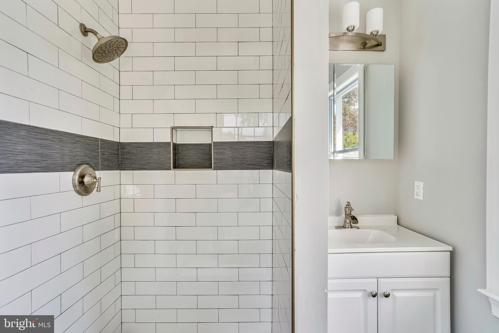 4315 Flowerton Road Baltimore, MD 21229 - Photo 14 of 20