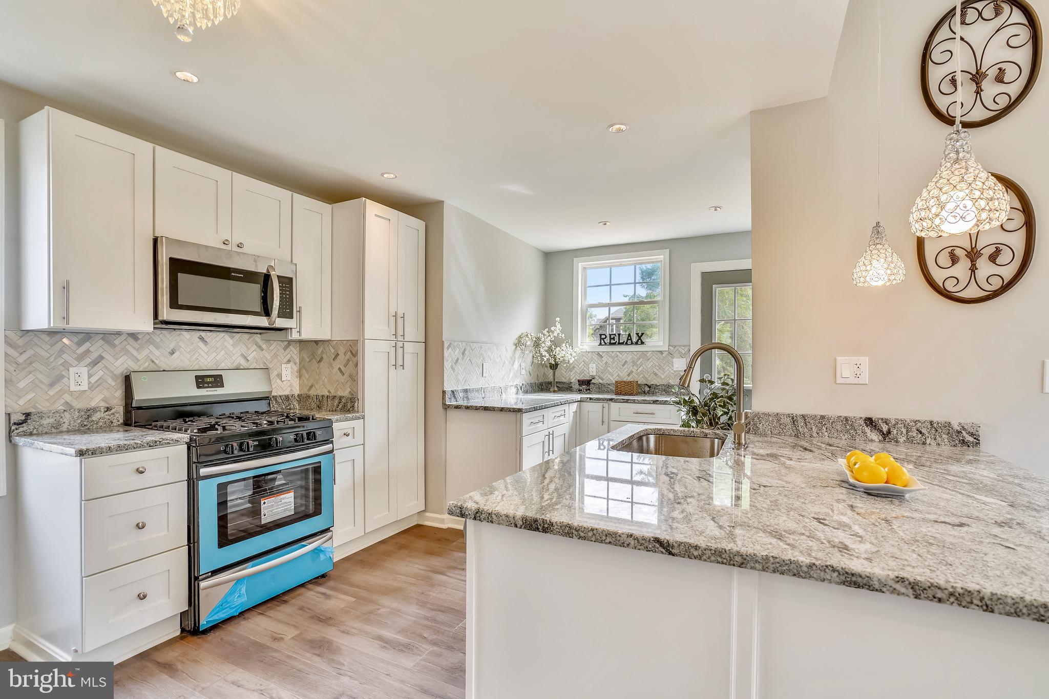 4315 Flowerton Road Baltimore, MD 21229 - Photo 7 of 20