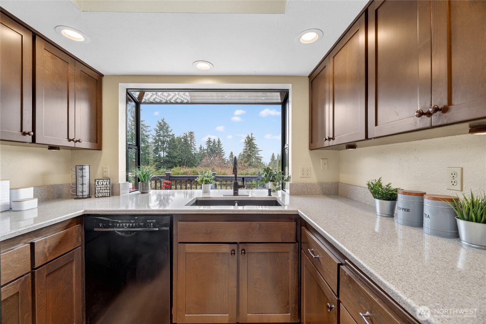 5231 131st Street Southeast Everett, WA 98208 - Photo 10 of 34
