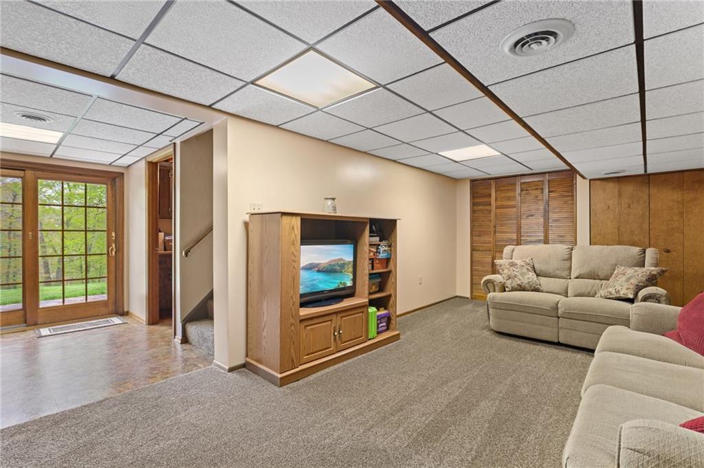 5536 Clearview Road Gibsonia, PA 15044 - Photo 21 of 25 Gallery Image 21