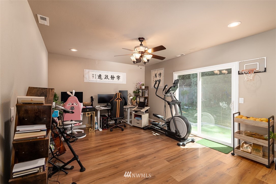 22611 12th Place West Bothell, WA 98021 - Photo 9 of 18