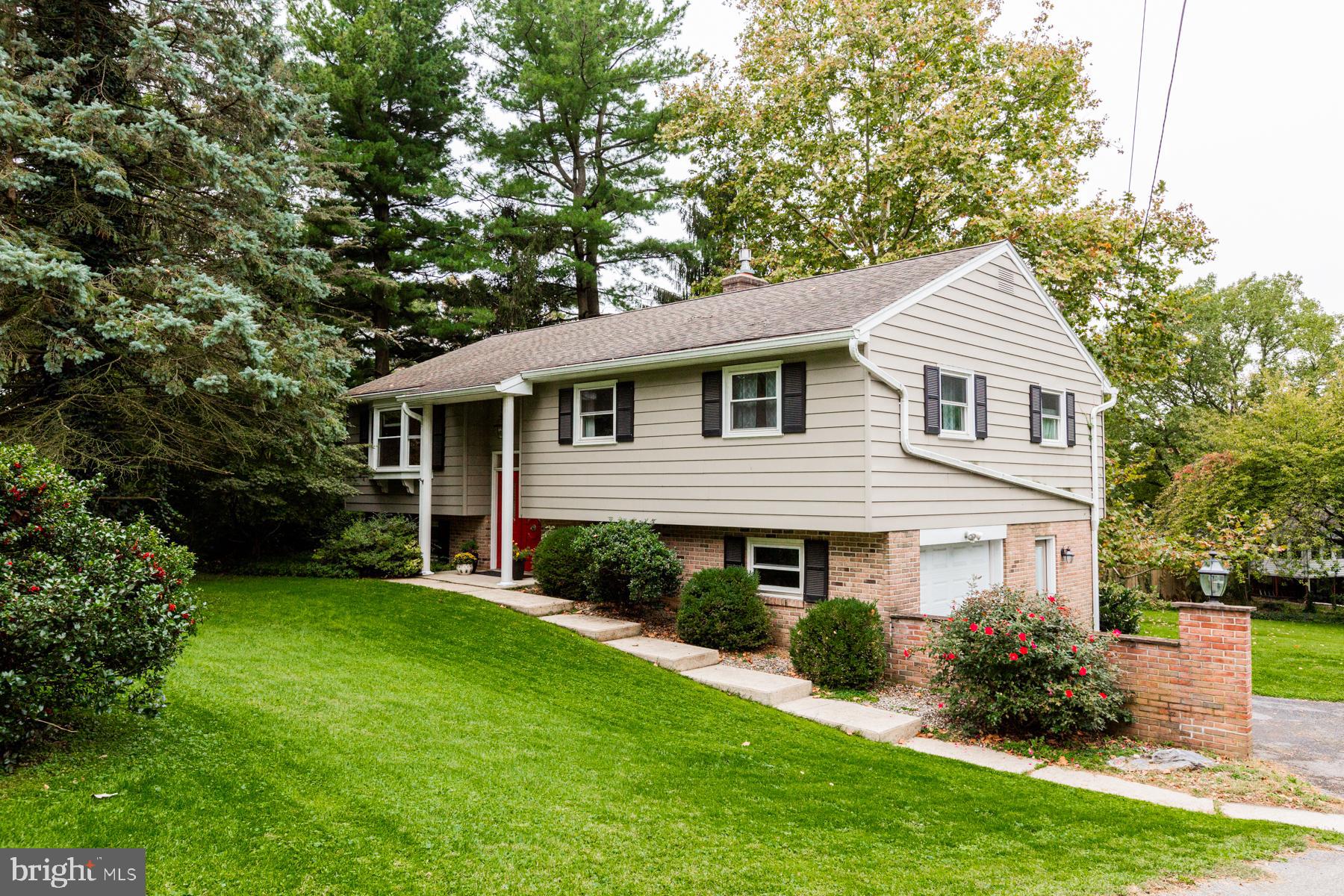 948 Nissley Road Lancaster, PA 17601 - Photo 4 of 81 Gallery Image 4