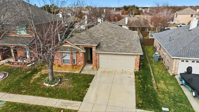 $310,000 | 1052 Cottonbelt Drive, Saginaw, TX 76131