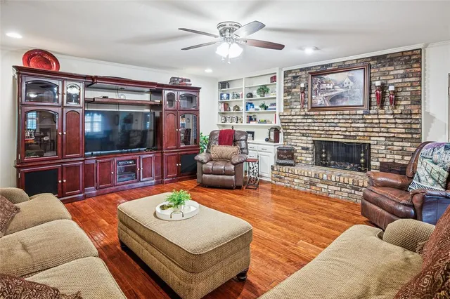 $450,000 | 1401 Allegheny Drive, Arlington, TX 76012