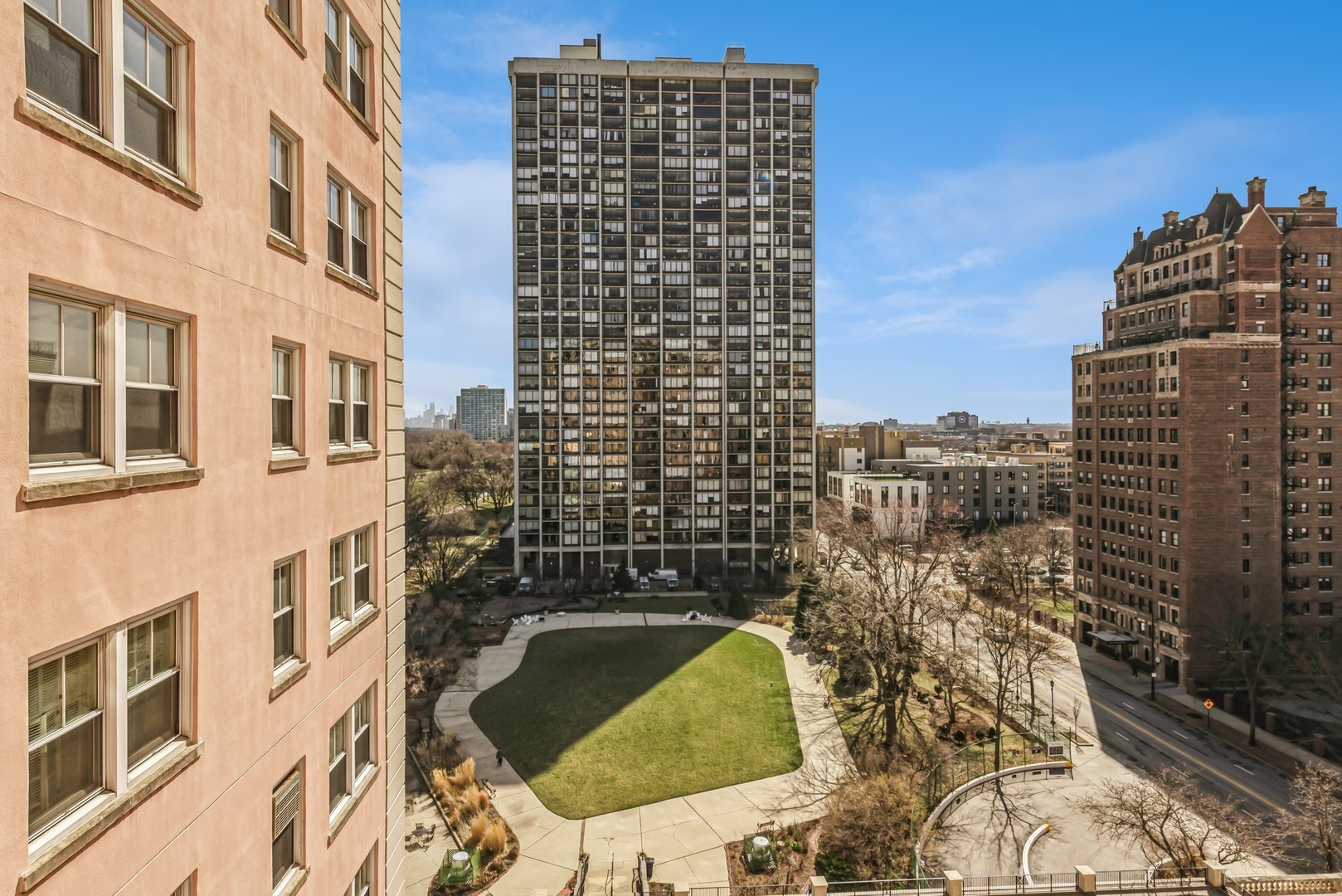 5555 North Sheridan Road, Unit 904 Chicago, IL 60640 - Photo 12 of 22