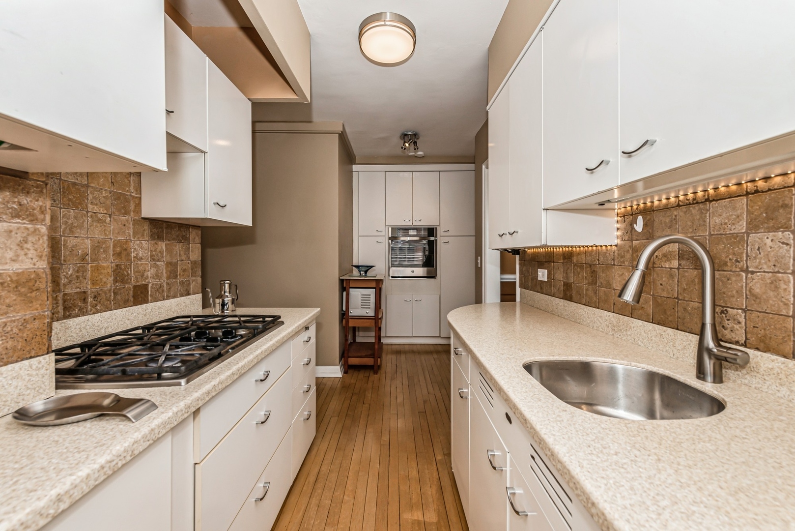 5555 North Sheridan Road, Unit 904 Chicago, IL 60640 - Photo 7 of 22
