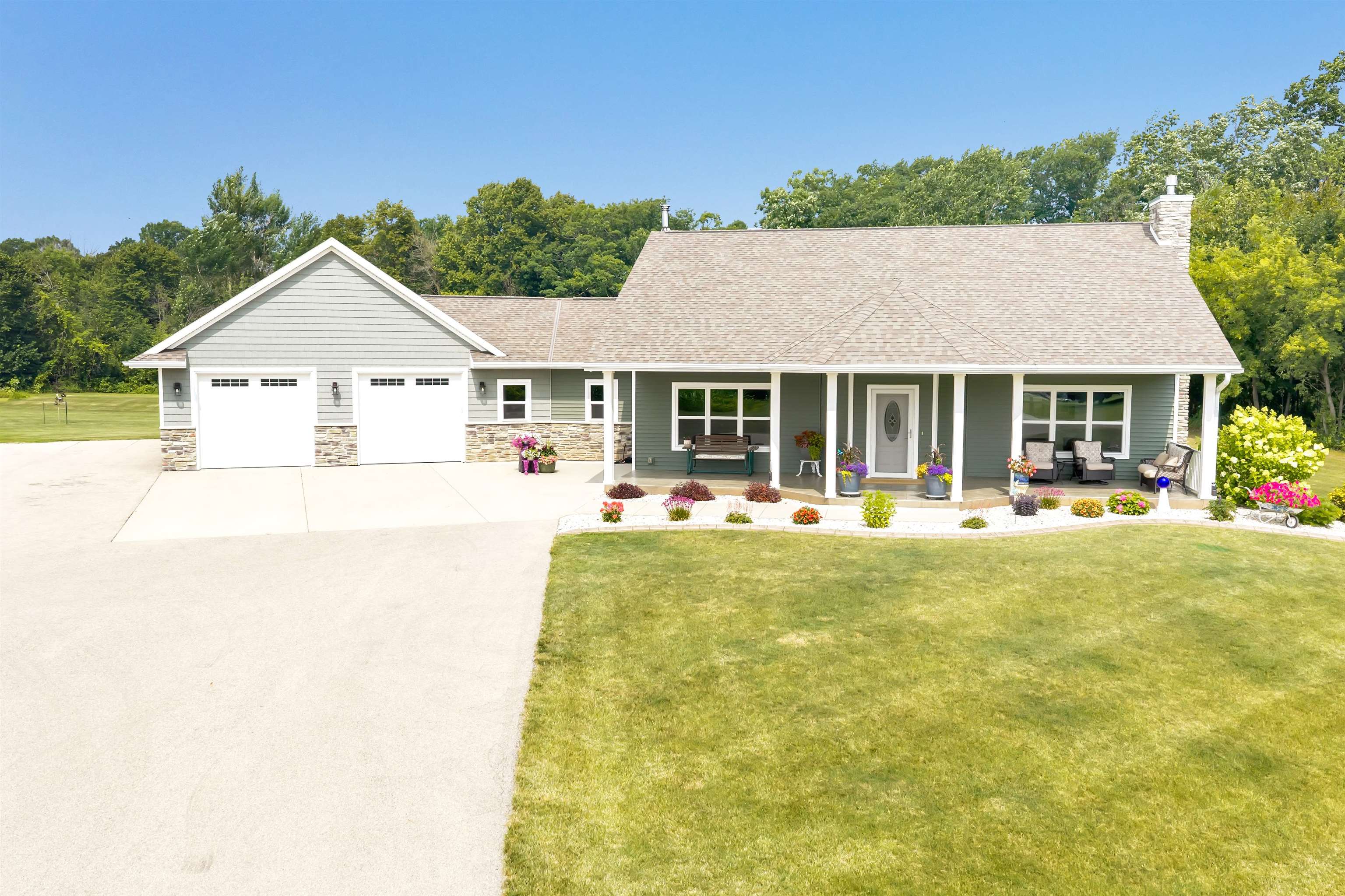 N7273 Moore Road Seymour, WI 54165 - Photo 3 of 53