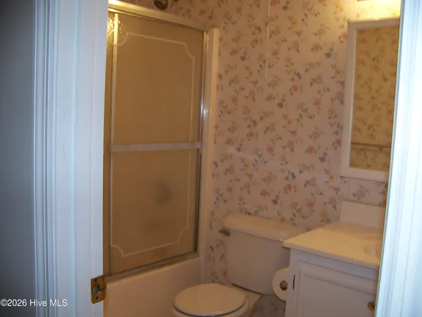 $1,900 | 901 Lord Granville Drive, Morehead City, NC 28557