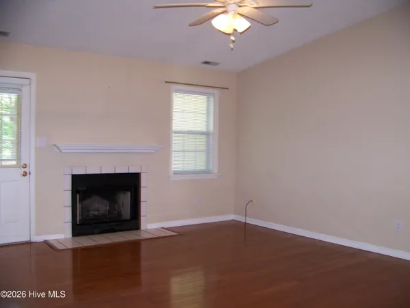$1,900 | 901 Lord Granville Drive, Morehead City, NC 28557