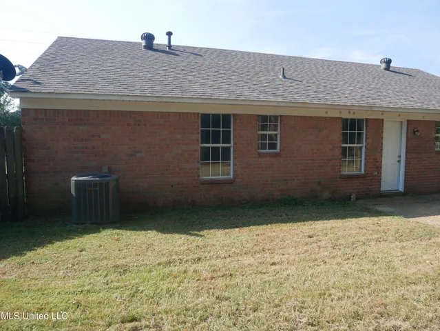 $1,395 | 2610 Waverly Drive, Horn Lake, MS 38637