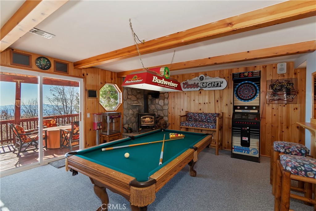 2477 Spring Oak Drive Running Springs, CA 92382 - Photo 34 of 51 a room with musical instruments