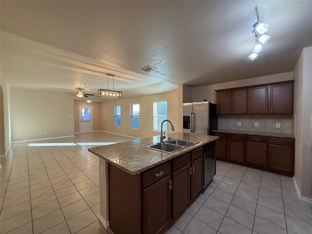 1408 Chrome Street Princeton, TX 75407 - Photo 5 of 18