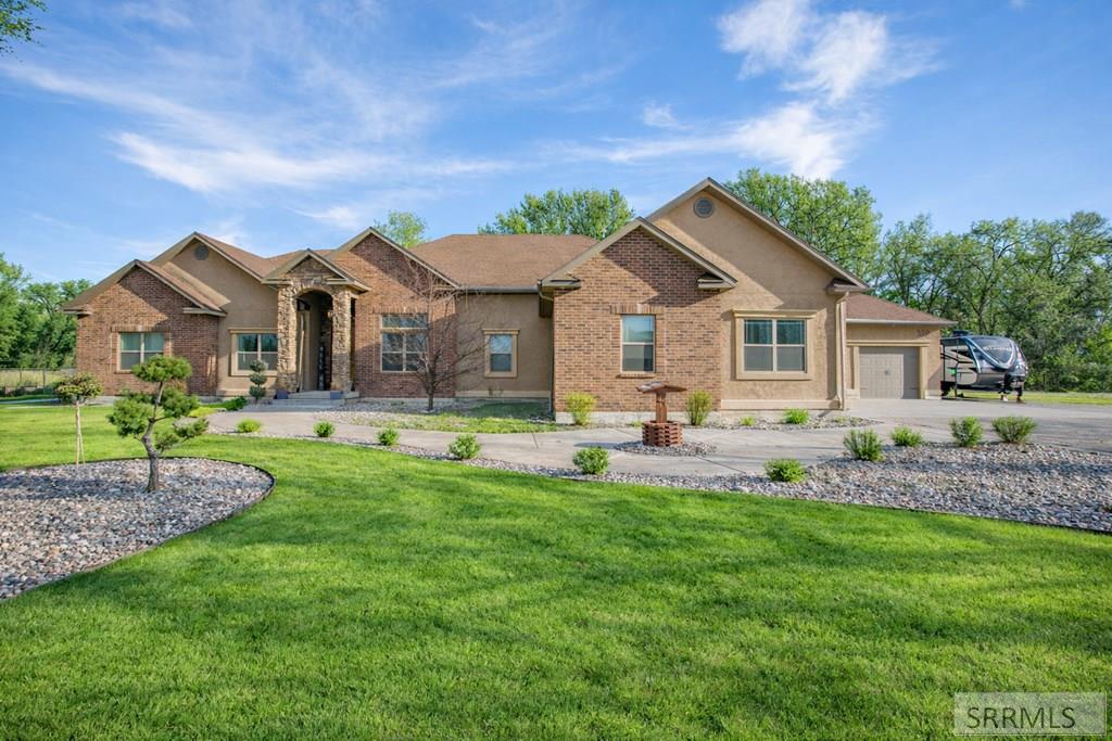 320 4440 East Rigby, ID 83442 - Photo 2 of 43