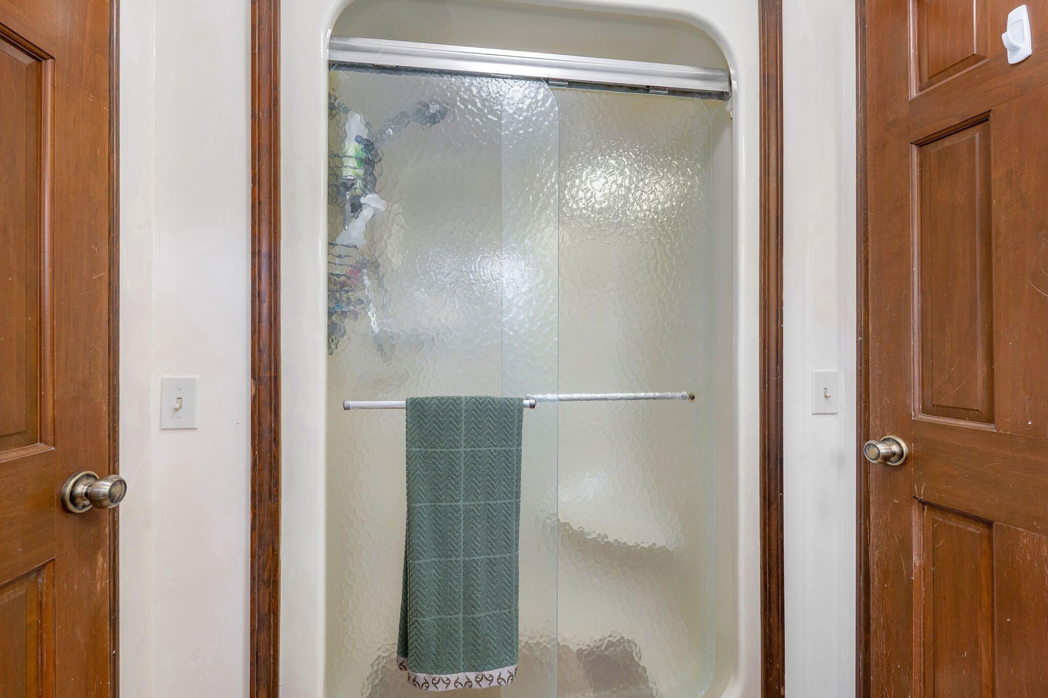 103 R J Lane Mount Vernon, MO 65712 - Photo 30 of 83 Walk-in Shower